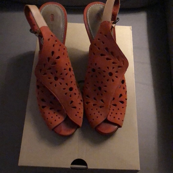 Wedges - Picture 1 of 3